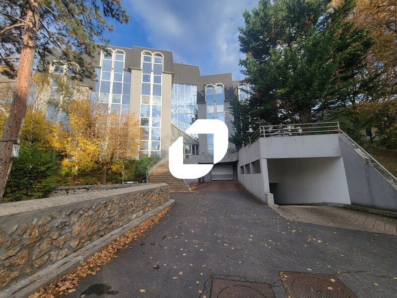 Au coeur d'Orsay sur le territoire de Paris-Sacla