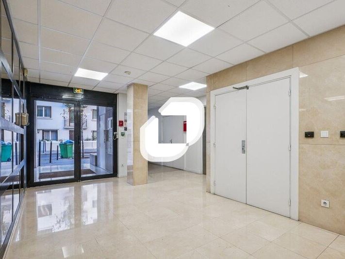 A proximité du métro 'Alésia' (ligne 4), au sein 