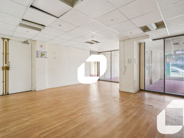 À proximité du métro Convention, IMMPROVE propose