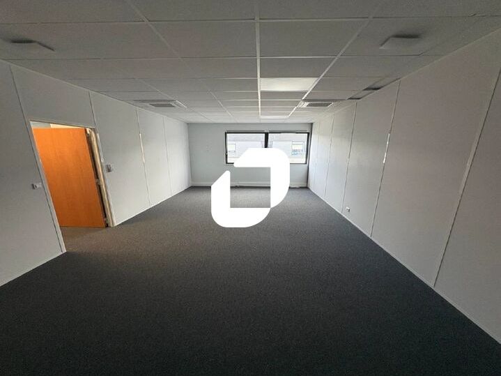 Immprove vous propose à la location un local de 5