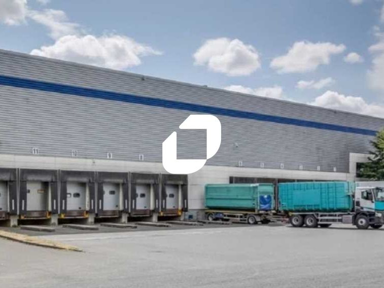 Dans la zone industrielle PARISUD à Combs la Vill