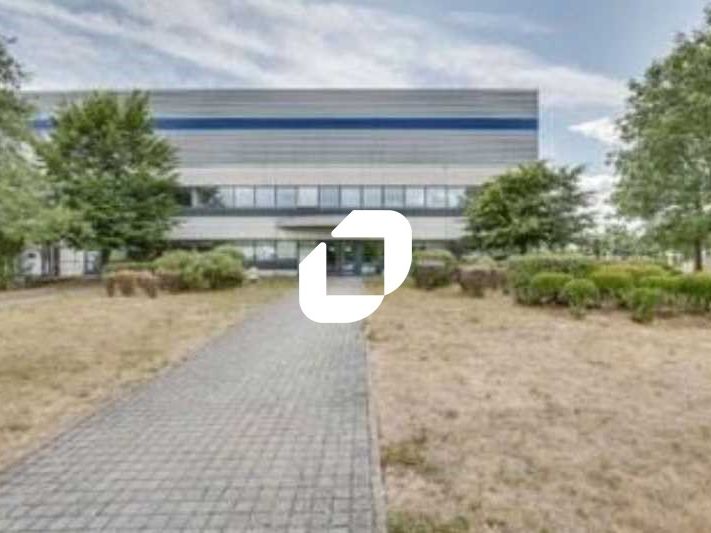 Dans la zone industrielle PARISUD à Combs la Vill