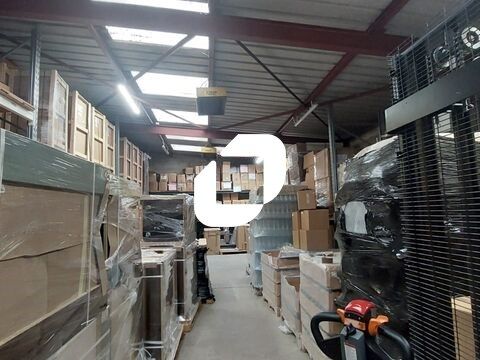 Idéalement situé à la Plaine Saint Denis, à proxi