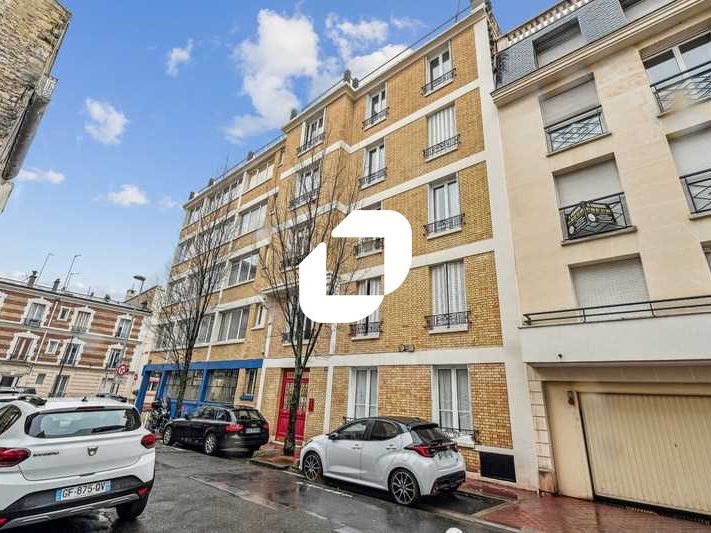 À la recherche d'un espace de bureau  dans un imm