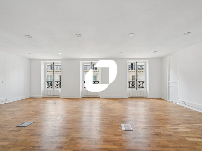 IMMPROVE vous propose 619m² de bureaux rénovés ré