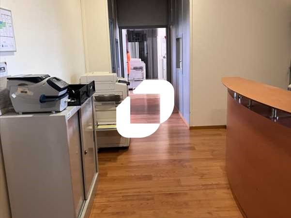 Porte de Saint Ouen, à 10 min à pied des métros «