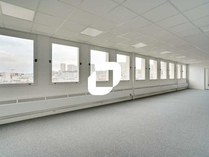 A proximité de la Bibliothèque François Mitterran