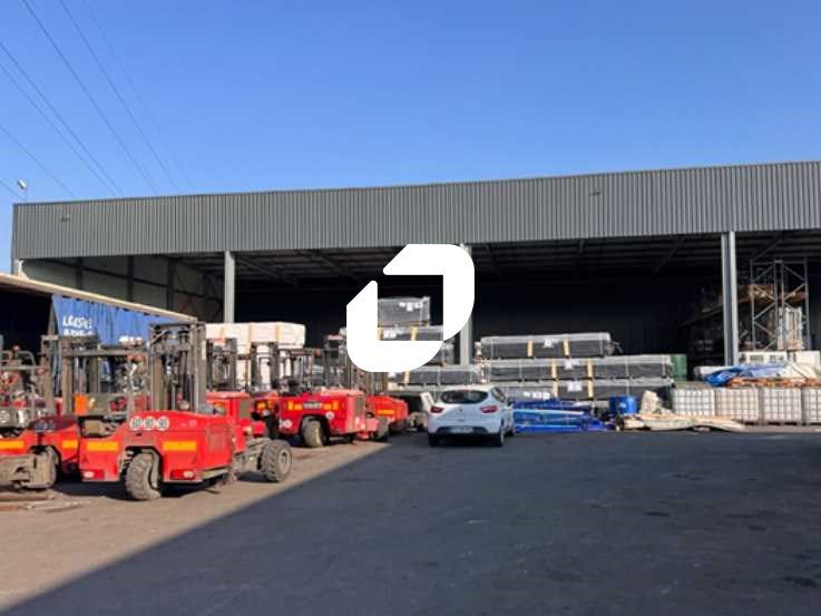 Immprove vous propose à HOUPLINES, dans la ZI des