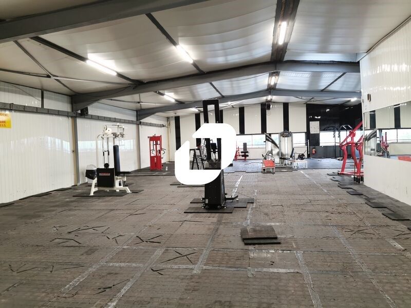 Dans la zone industrielle des Chanoux à Neuilly s