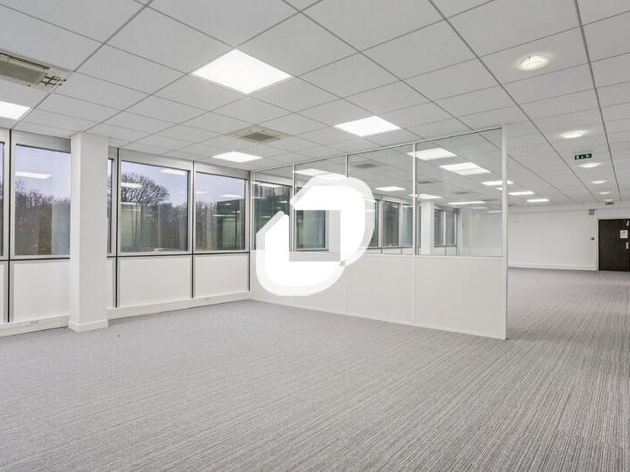 Au sein d'un parc tertiaire situé à Meudon La For