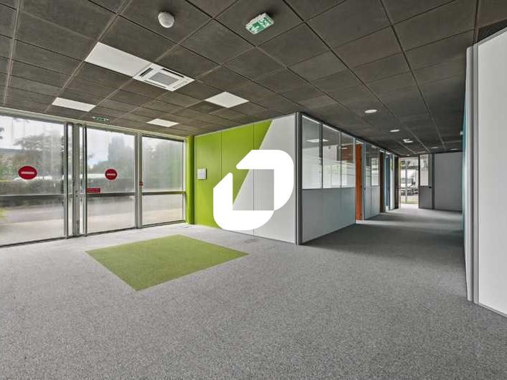 Situé au coeur de Paris Nord 2 à Roissy en France