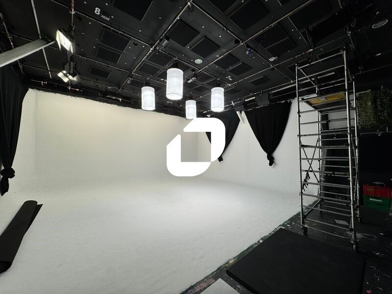 IMMPROVE vous propose à la location, en plein coe