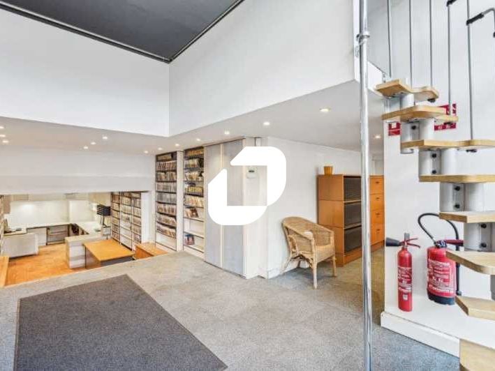 IMMPROVE vous propose à la vente un espace mixte 