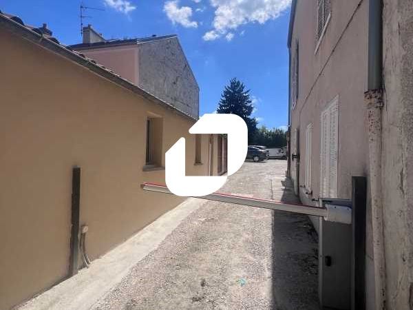 Idéal profession libérale ! Situé dans un secteur