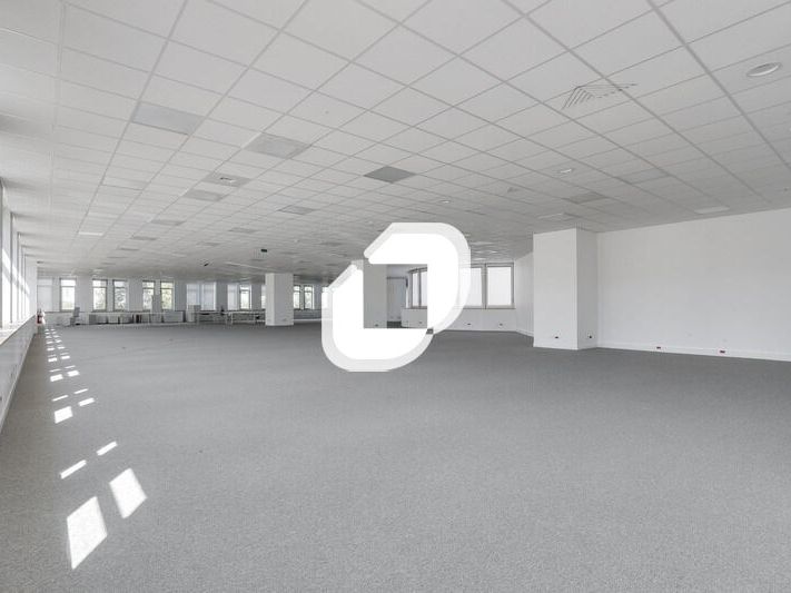 PRESTATIONS DE QUALITÉ  Situé au coeur du quartie