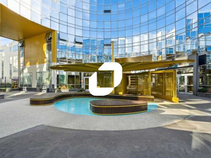 Au sein de l'immeuble l'Odyssée, dans le quartier