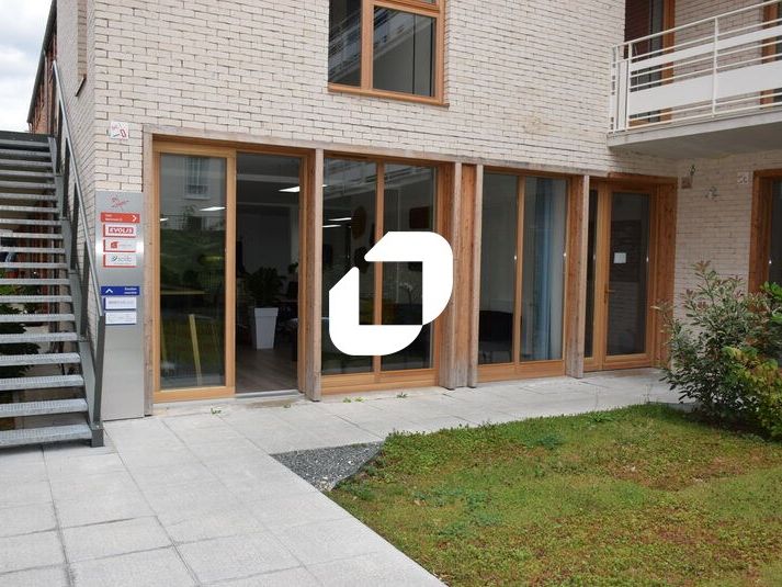 IMMPROVE vous propose au pied du RER B LAPLACE et