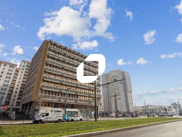 En plein coeur du centre-ville de Choisy-le-Roi, 