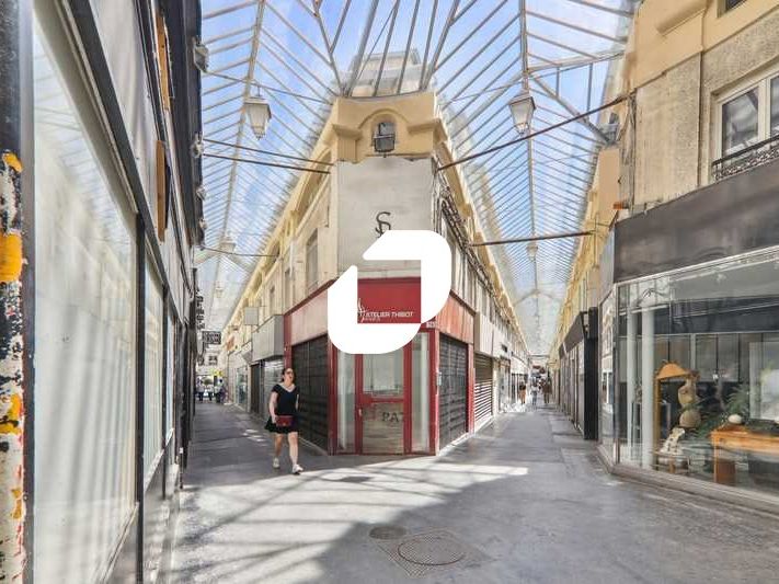 Au sein d'un passage historique, IMMPROVE vous pr