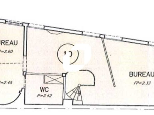 Dans un immeuble historique du 8ème arrondissemen