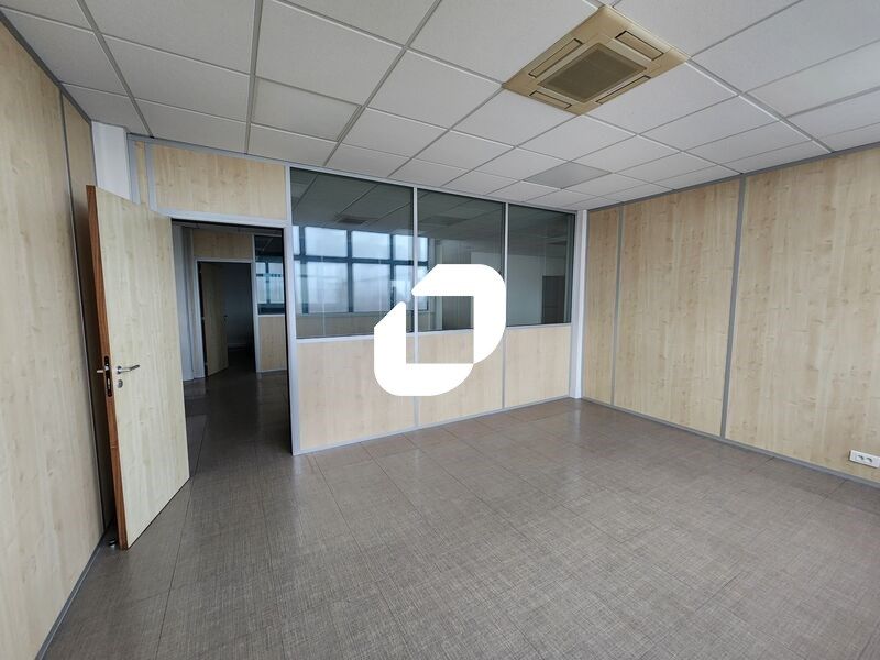 IMMPROVE vous propose à la location plusieurs sur