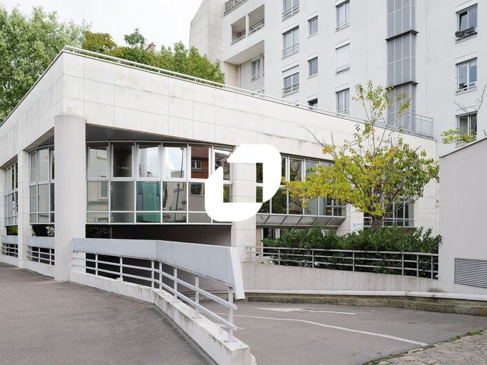 Découvrez une opportunité à Courbevoie, à deux pa