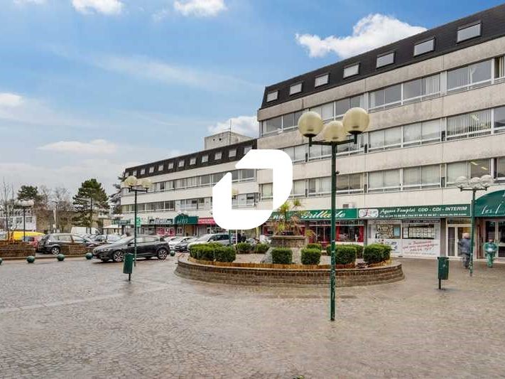 Situé à proximité de l'autoroute A6 et de la nati