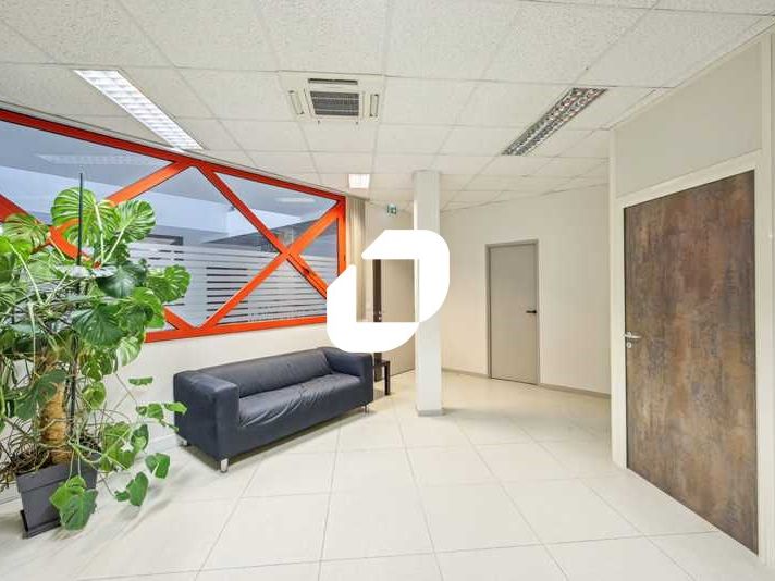 Sur la commune des Essarts-Le-Roi, Immprove vous 