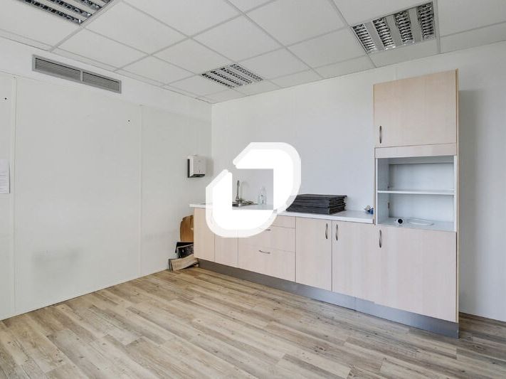 Idéalement situés à Charenton-le-Pont, aux portes