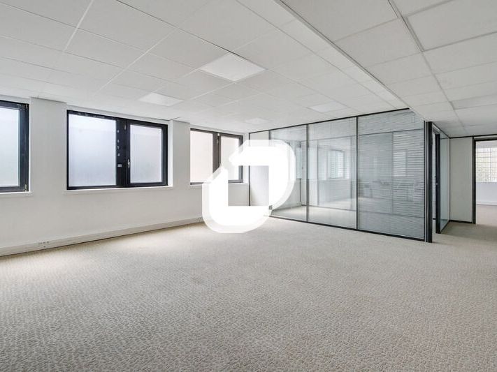 Idéalement situés à Charenton-le-Pont, aux portes