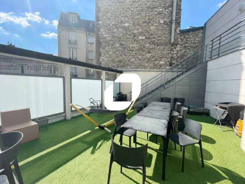 A proximité des commerces et du métro Marcel Semb