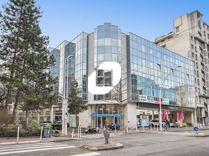 IMMPROVE vous propose  dans un immeuble de très b