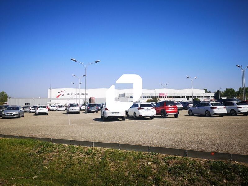 IMMPROVE propose à la location ou à la vente un v