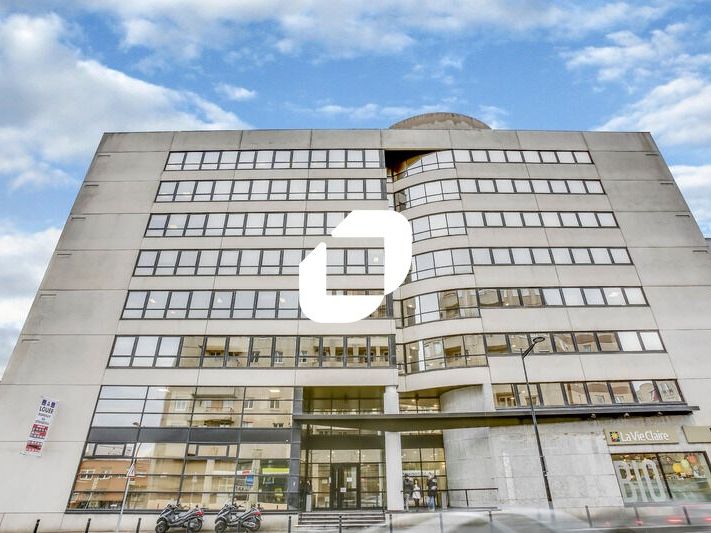 Immprove vous propose dans un immeuble de standin