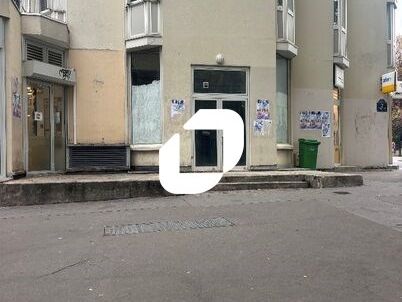 Local commercial de 77 m² en rez-de-chaussée livr