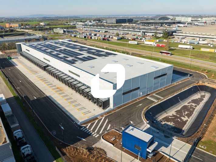 Situé à 20km de Lyon, au sein de la zone Cargopor