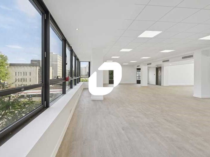 IMMPROVE vous propose dans un immeuble détenant u