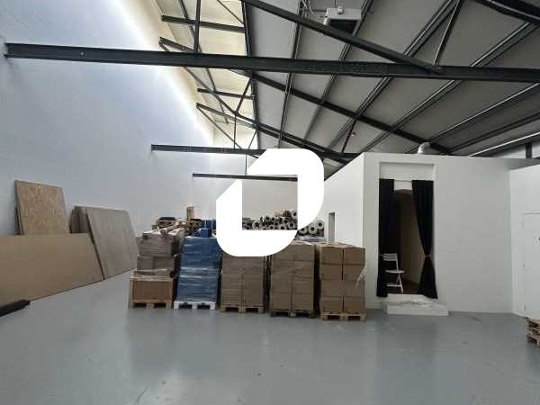 Site industriel historique à SAINT DENIS idéaleme