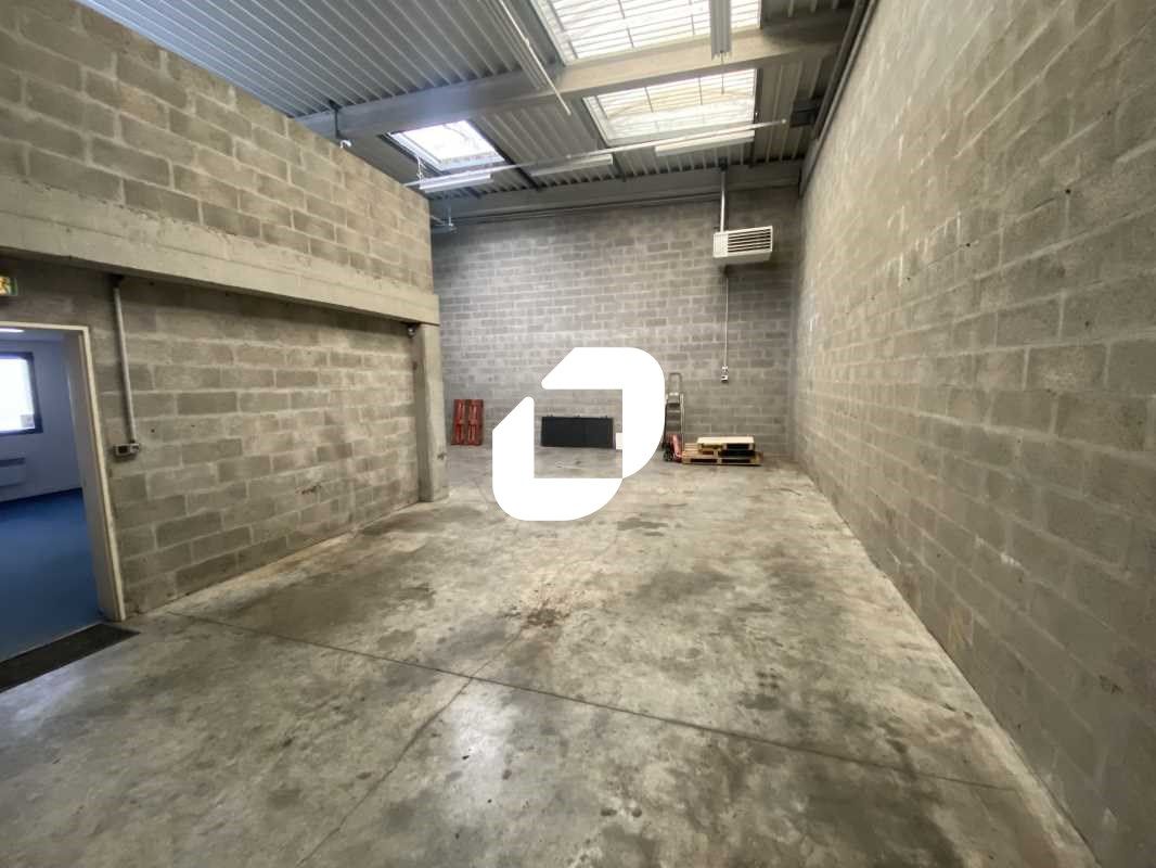 Situé à proximité de l'A5 et de la N104, IMMPROVE