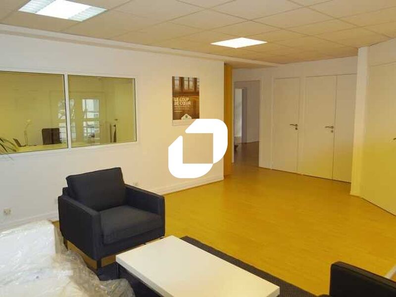 Locaux disponibles à proximité immédiate du Centr