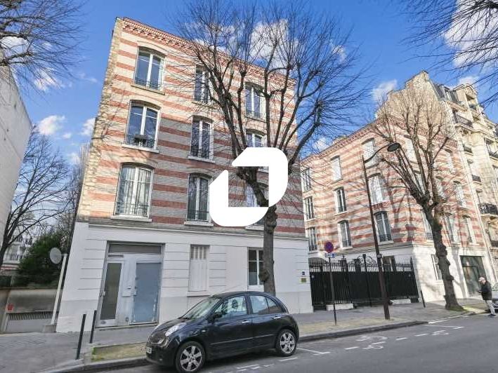 IMMPROVE vous propose 375 m² de bureaux en rez-de