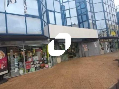 Nous vous proposons en plein coeur du quartier AD