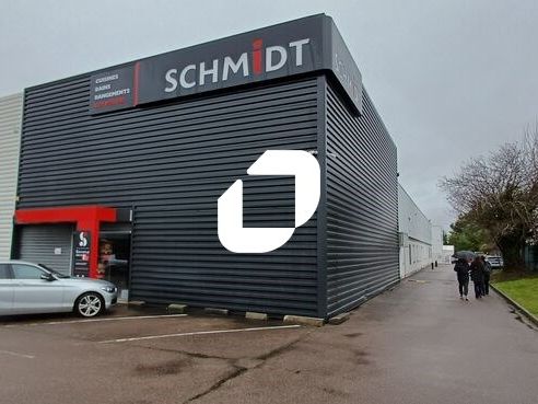 IMMPROVE vous propose un local commercial d'angle