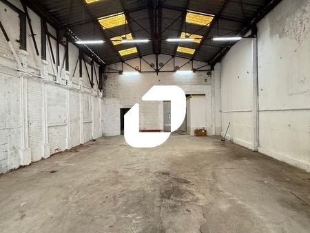 Nous proposons à la vente un ensemble de quatre e