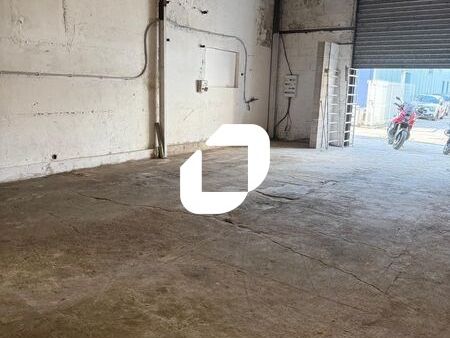 Nous proposons à la vente un ensemble de quatre e