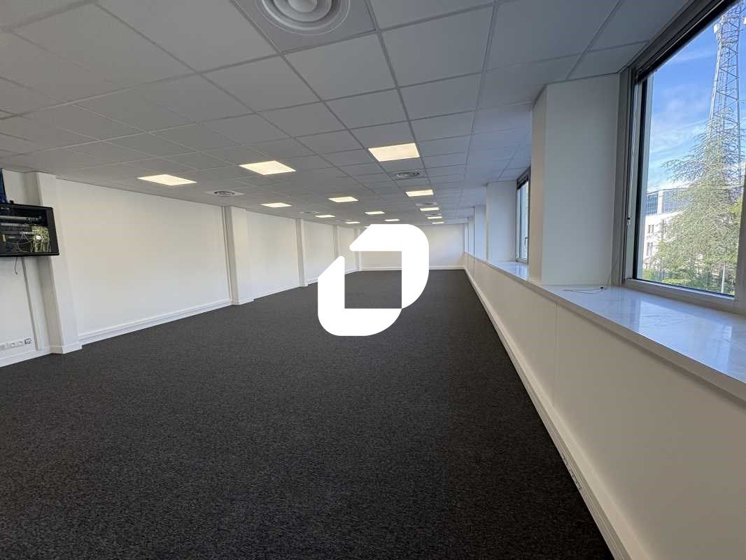 IMMPROVE - Au sein d'un parc tertiaire, en plein 