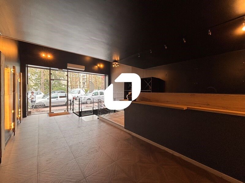 Immprove vous propose un local commercial en loca