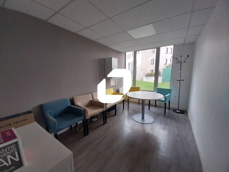 Immprove vous propose à la location un local comm