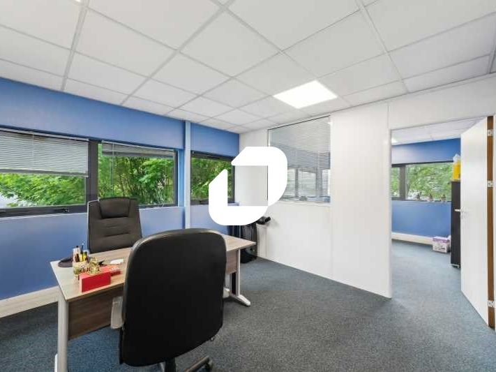 A dix minutes à pied du RER C « Vitry-sur-Seine »