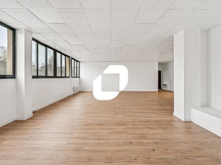 En plein centre-ville de Goussainville, IMMPROVE 